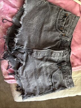 Levi's Gray Frayed Hem High-Rise Denim Shorts